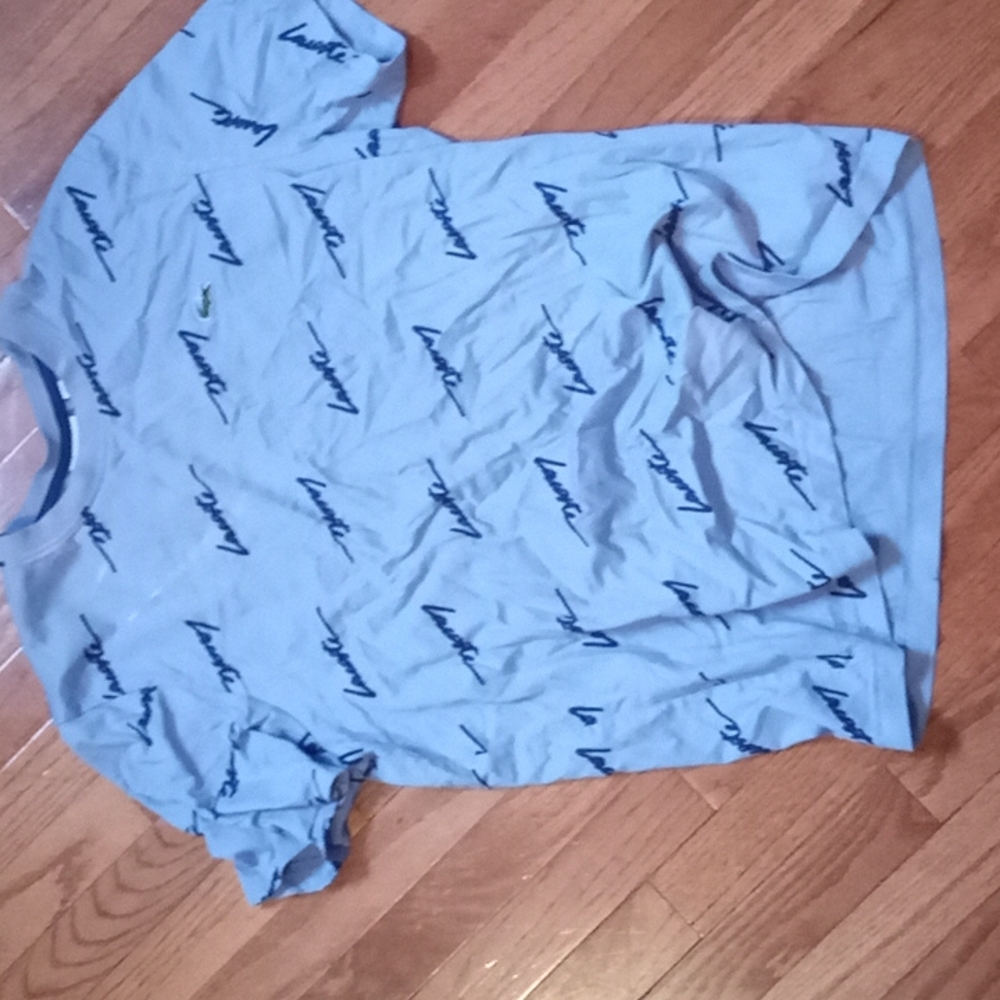 Lacost t shirt